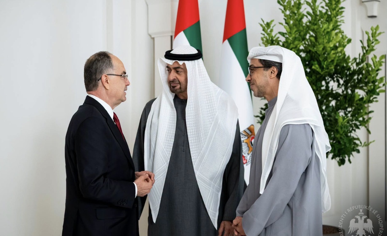 Begaj takohet me homologun Mohamed bin Zayed, vizita e parë e një presidenti shqiptar në Emiratet e Bashkuara Arabe