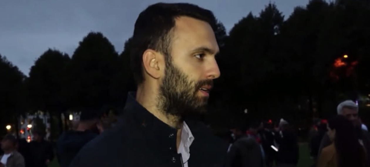“U bë gjysh katër herë”, djali i Jakup Krasniqit flet nga Haga: Nesër presim pafajësi
