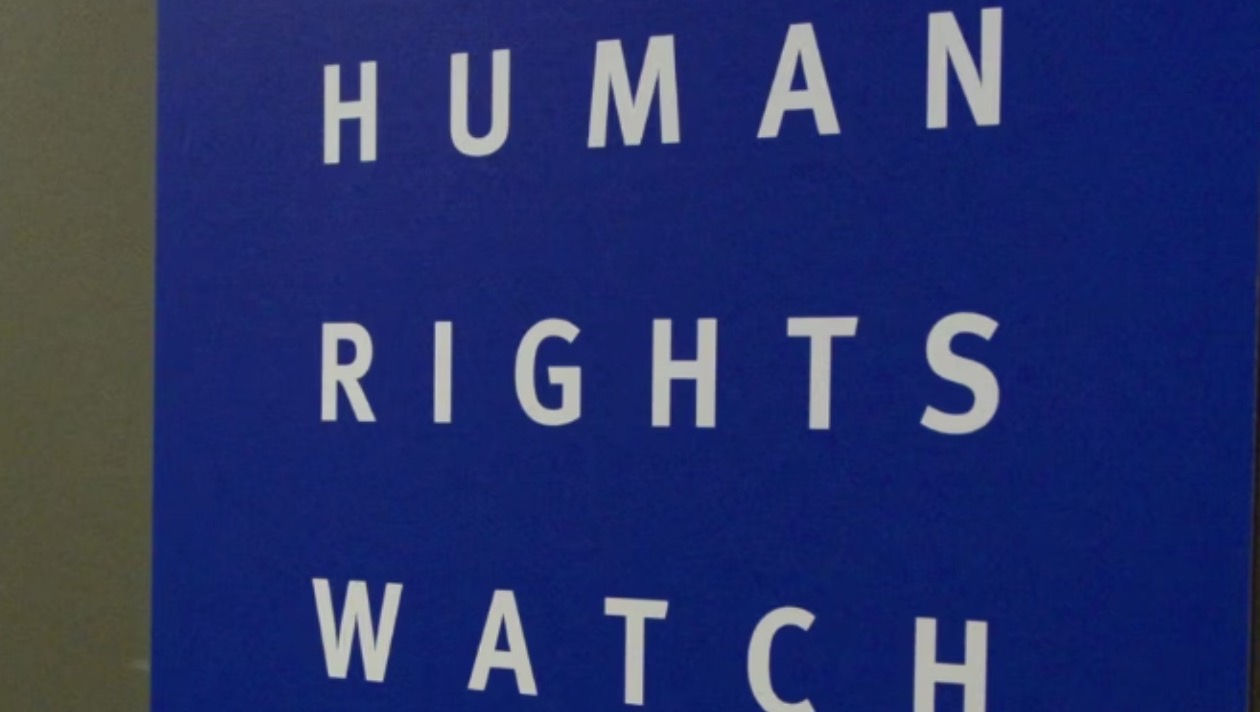 HRW për vendimin e Speciales: Moment i rëndësishëm për viktimat që pritën për drejtësi