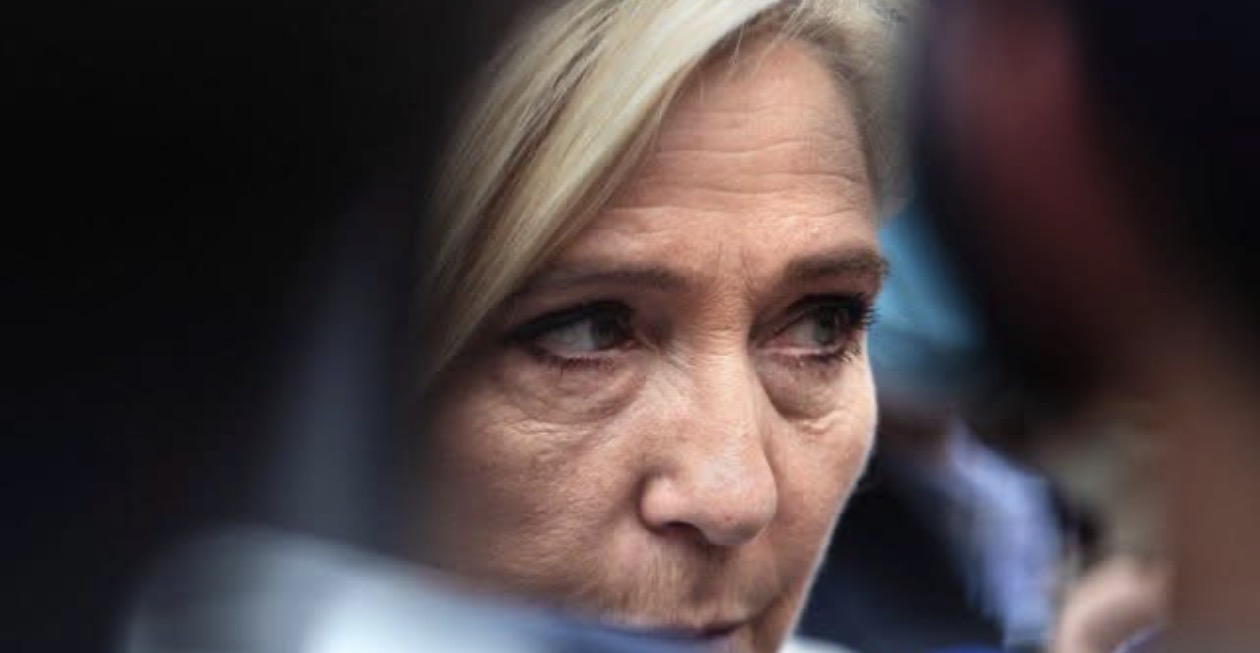Le Pen paralajmëron Luftën e Tretë Botërore