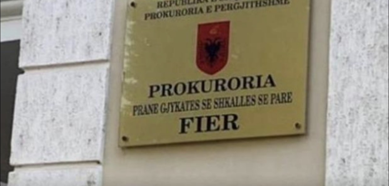 Falsifikim dokumentesh për pronat në Fier, arrestohet ish-drejtori i Kadastrës dhe përfituesi i dyshuar 