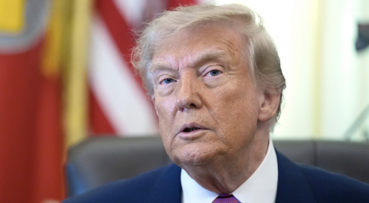 Trump bisedë telefonike me presidentin e Jemenit, në fokus përparimi i rebelëve Houthi në ngushticën Bab al-Mandeb