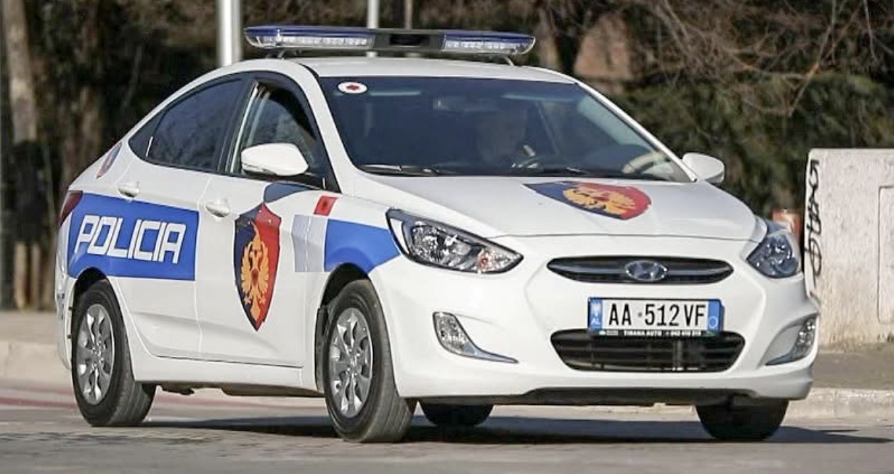 Aksidentoi 14-vjeçaren dhe u largua, identifikohet dhe arrestohet 18-vjeçari në Cërrik