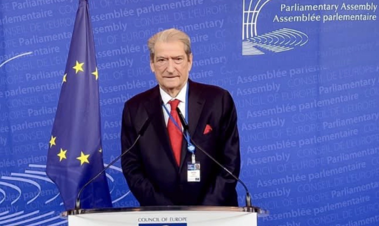 Berisha takon përfaqësuesit e lartë të Kosovës në Strasburg: Rama po bën spastrim etnik në Shqipëri