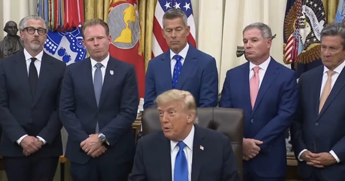 “Duhet ta ndalin atë luftë idiote”, Trump kërkon fundin e përplasjes Rusi-Ukrainë
