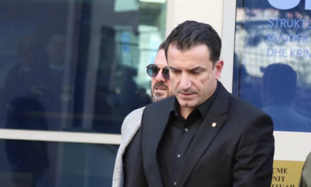 Avokatët e huaj të Veliajt kërkesë në SPAK: Më 10 shtator do ta çojmë çështjen e arrestit në Strasburg