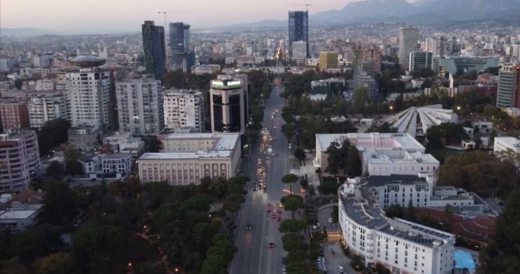 Pronat e sekuestruara, 180 milionë lekë të ardhura nga qiratë