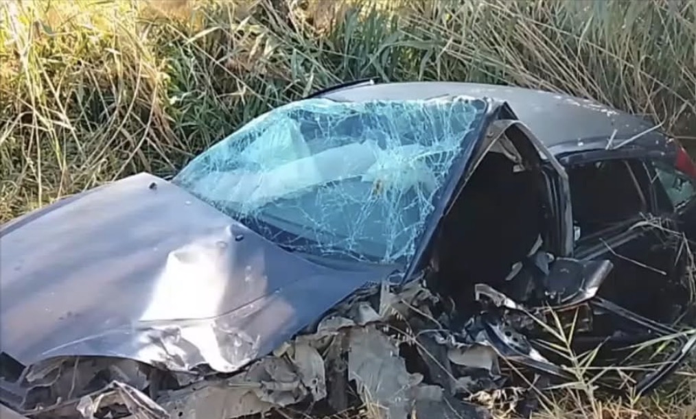 Aksident në aksin Berat-Lushnje/ Tre automjete përplasen me njëra-tjetrën, dy persona në gjendje të rëndë