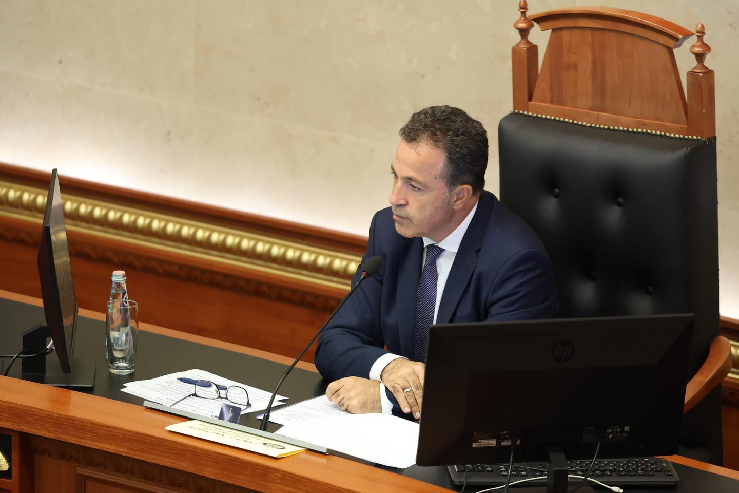 Dënimi i krerëve të UÇK-së në Hagë, Kuvendi del me deklaratë të përbashkët, Peleshi: Moment i dhimbshëm!