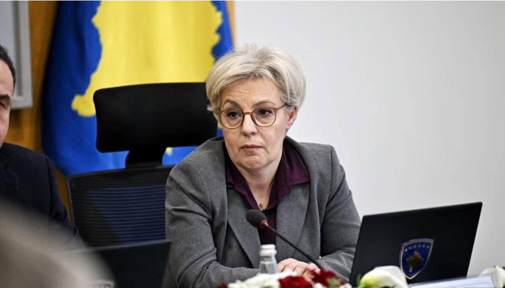 Kosova i kërkon dorëheqjen, ministrja e Drejtësisë: S’kam bashkëpunuar me Hagën për dënimin e 4 ish-krerëve të UÇK-së