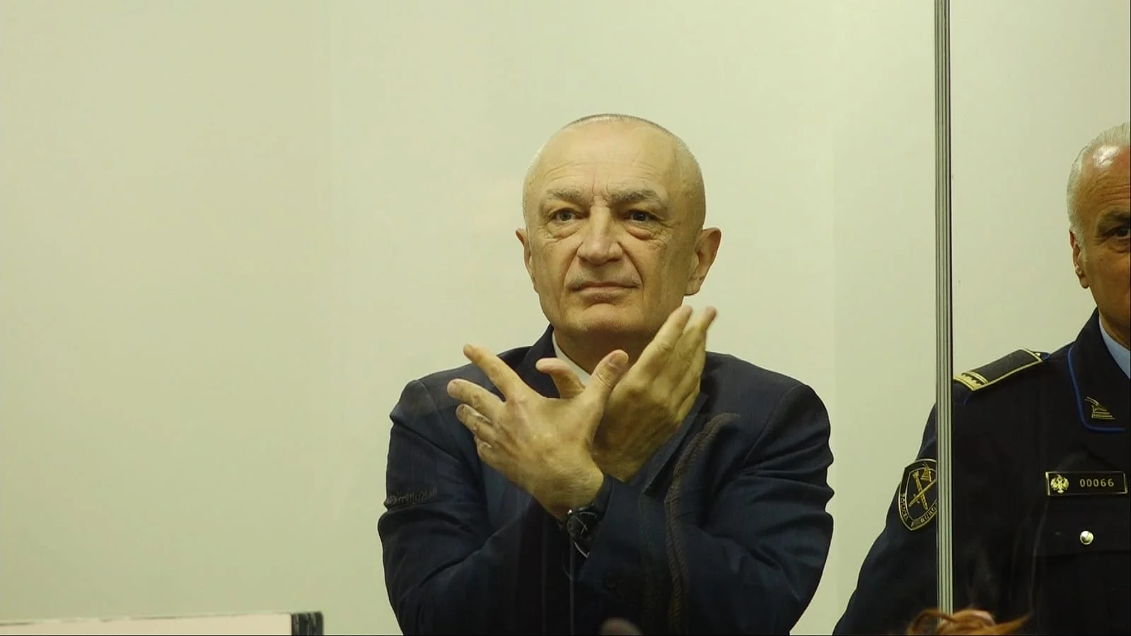 Meta nuk heq dorë, kërkon sërish lirimin nga burgu, dorëzon kërkesën në Gjykatën e Lartë
