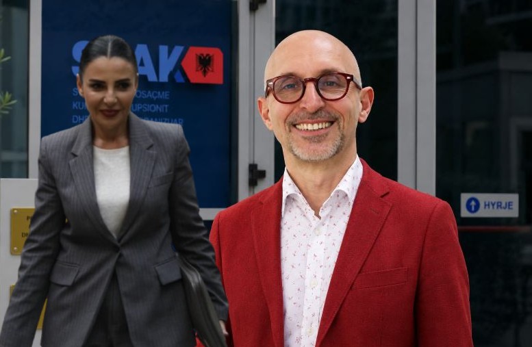 Dosja e SPAK me provat të reja kundër Ballukut, zbardhet korrespondenca e arkitektit Alban Eftimi: ‘Vilat binjake’ me 2 vaska hidromasazhi si hotel! 