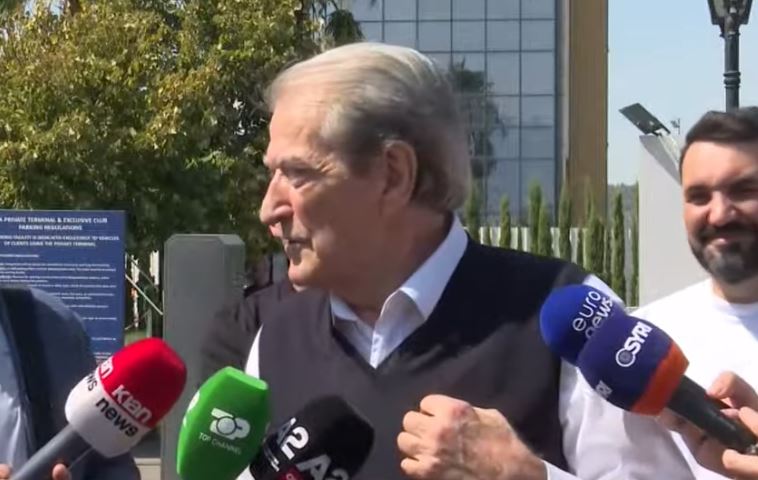 “Ky është udhëtimi i viteve për Shqipërinë”- A do ta takojë Donald Trump? Ja si përgjigjet Berisha para nisjes në SHBA