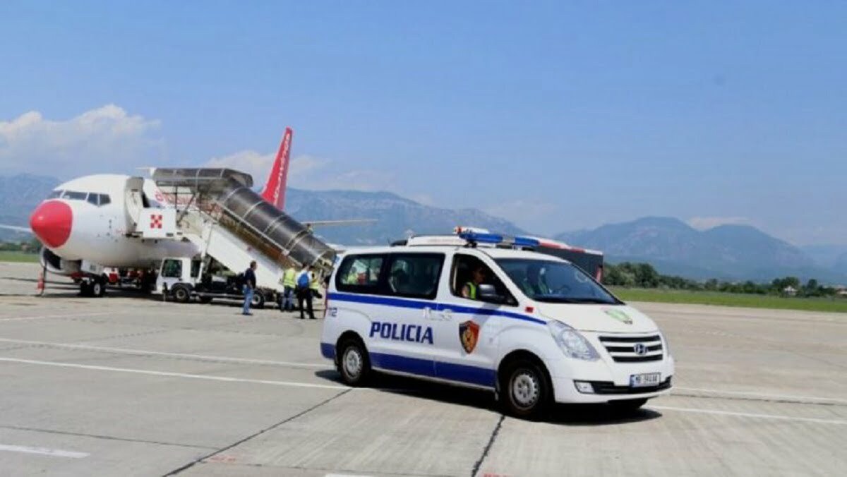 EMRAT/ Katër shqiptarë të ekstraduar nga Italia, Zvicra dhe Spanja