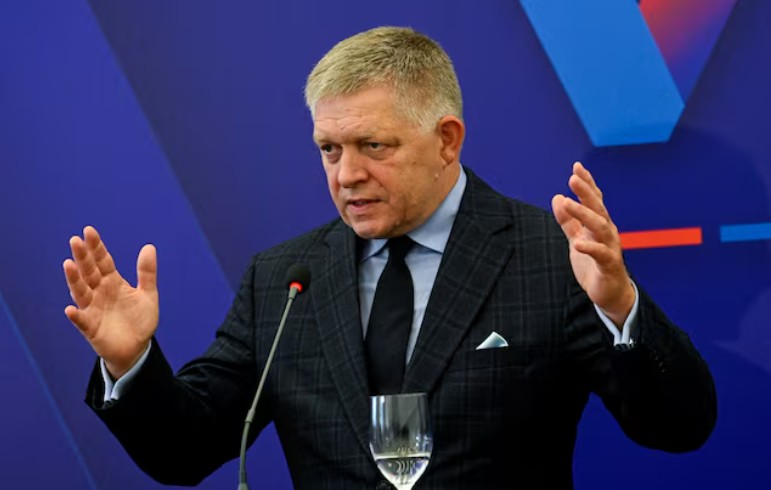 Kryeministri sllovak: Disa politikanë perëndimorë duan të nxisin një konflikt mes Rusisë dhe NATO-s