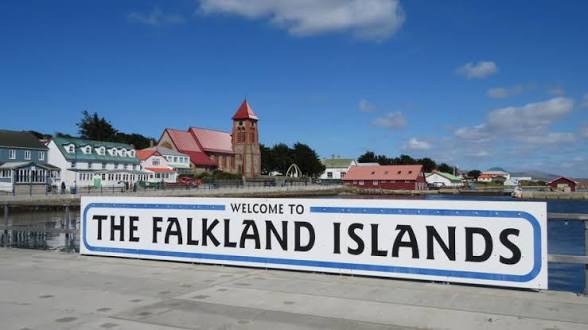 Kujt i përkasin Ishujt Falkland?