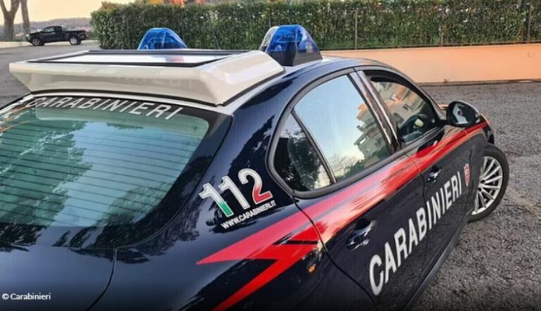Sherr për një vajzë! 22-vjeçari shqiptar plagos rëndë me thikë marokenin: Do ju vras