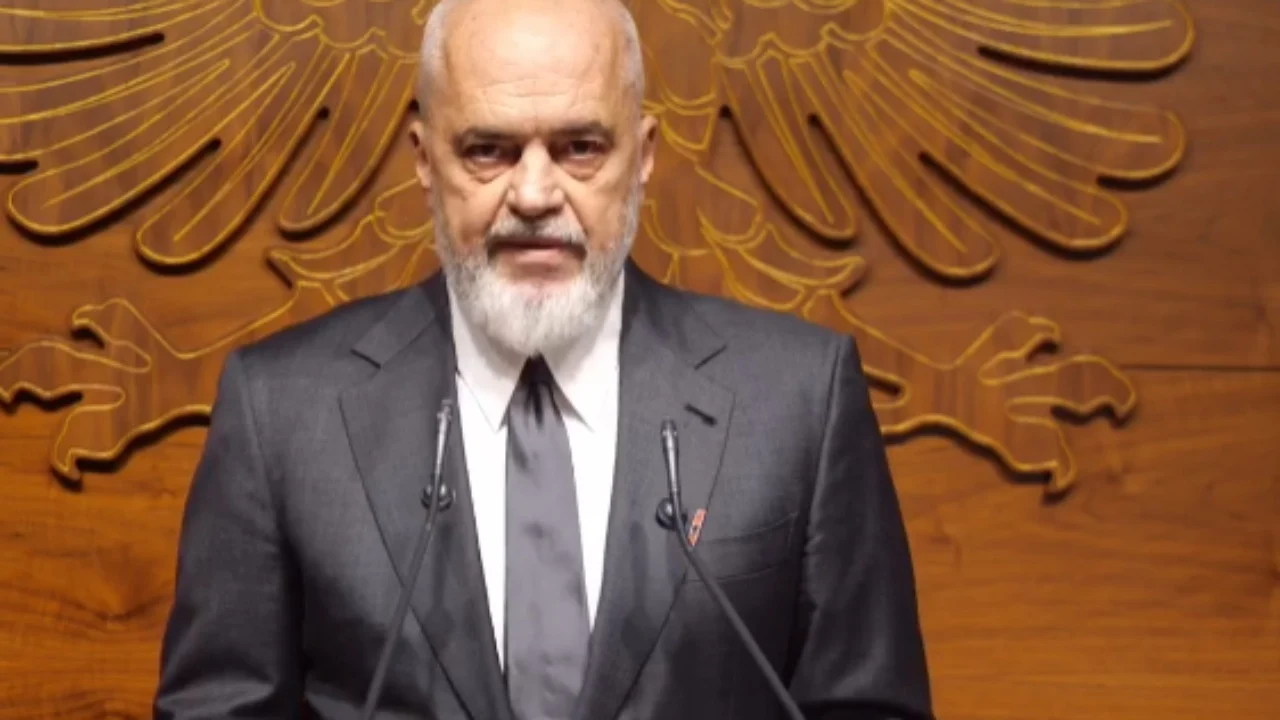“Orët më janë dhuruar nga miq të fuqishëm”, Rama: Atyre pisanjosëve iu them që i kam regjistruar si prona të shtetit