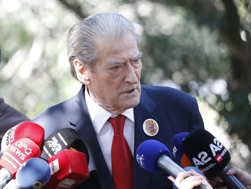 A do ta lëshojë PS nëse SPAK kërkon sërish arrestimin? Berisha: Qeveria sot është Balluku-Rama! Ish zv kryeministrja po tregon se…
