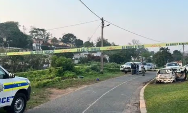 Masakër në Afrikën e Jugut! Persona të armatosur hapin zjarr në një shtëpi, 11 të vrarë, mes tyre një grua shtatzënë