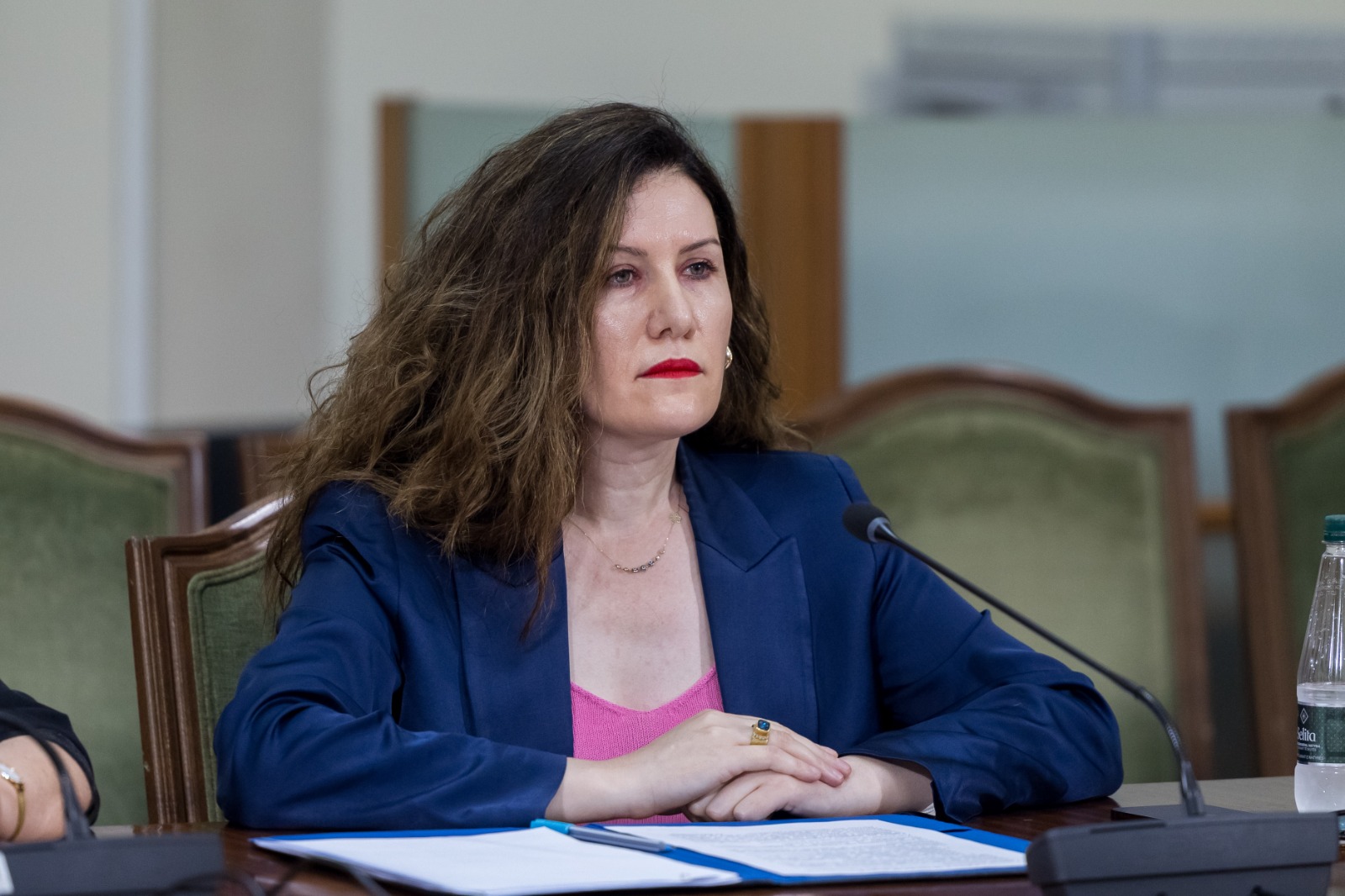 SPAK lëshon masë sigurie për drejtuesen e Shërbimit Informativ të Shtetit Vlora Hyseni, pezullohet nga detyra