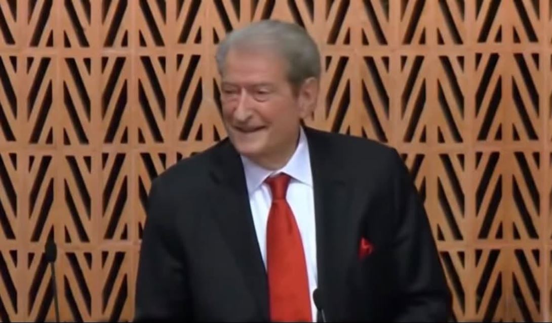 Berisha në Strasburg: Mediat që nuk kontrollohen nga Qeveria janë subjekt persekutimi, gjobave të rënda, shkatërrimit të pronave dhe pasurive të tyre